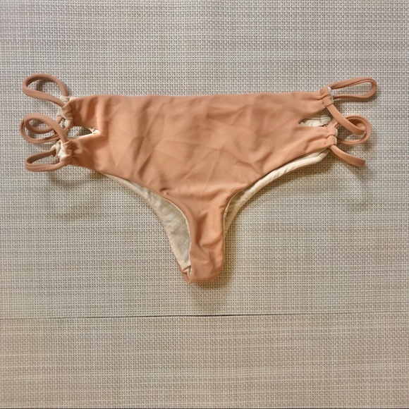 acacia swimwear Other - Acacia swim bottom in a dull pink size: S acacia swimwear Other - Acacia swim bottom in a dull pink size: S